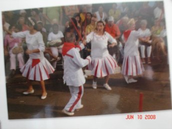Congada:Apresentação na Festa do Divino de Piracicaba(2007).Fonte:Acervop da Irmandade do Divino Espírito Santo de Piracicaba